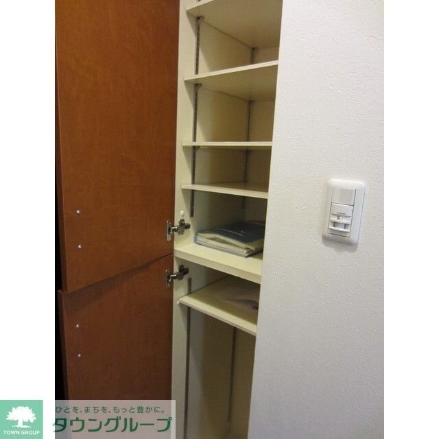 玄関　※同タイプ別部屋写真