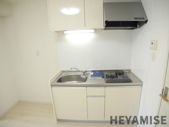 キッチン　※反転間取りのお部屋の写真です※