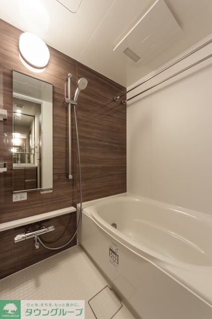 バス・シャワールーム　※写真は同タイプ住戸です。