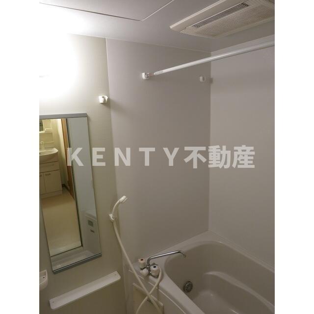 バス・シャワールーム　お風呂で日々の疲れを落としましょう