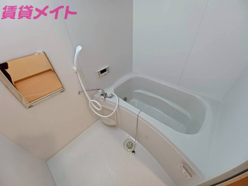 バス・シャワールーム　同型参考写真