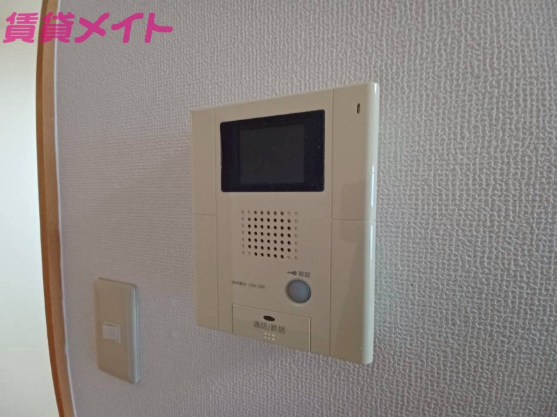 セキュリティ　同型参考写真