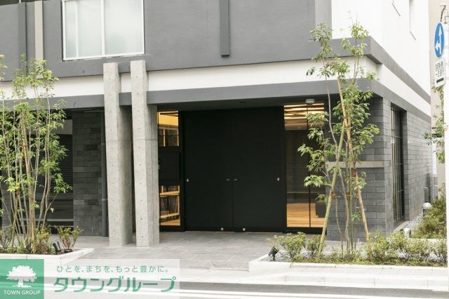 エントランス　エントランス
