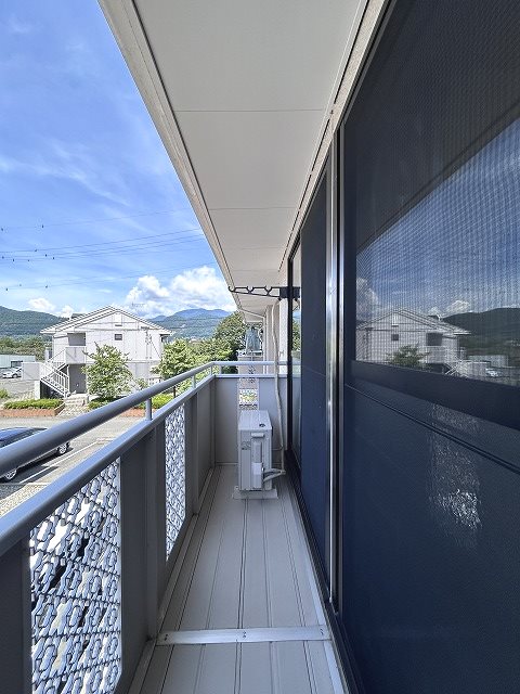 バルコニー　写真は201号室です(参考)