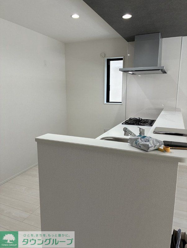 柏市新逆井1丁目戸建のキッチン写真