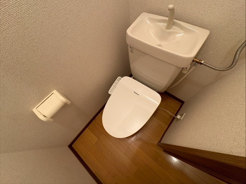 トイレ　清潔感があり安心して使用できるトイレになっておりました。