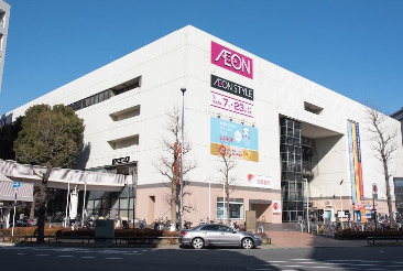 スーパー　イオンスタイル東神奈川（スーパー）まで1257m