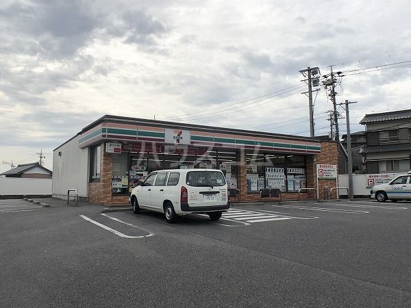 コンビニ　セブンイレブン 岡崎井田町店（コンビニ）まで200m