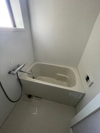 バス・シャワールーム　※別部屋の写真です