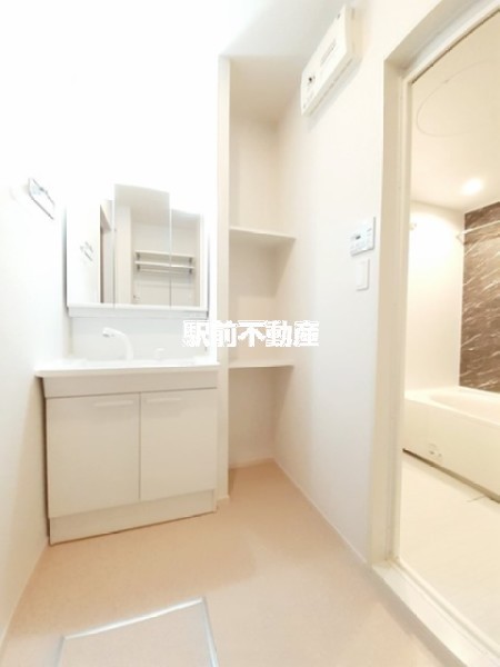 洗面設備　※類似物件の写真です。