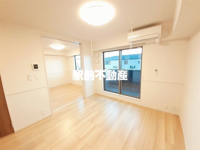 居室・リビング　※類似物件の写真です。
