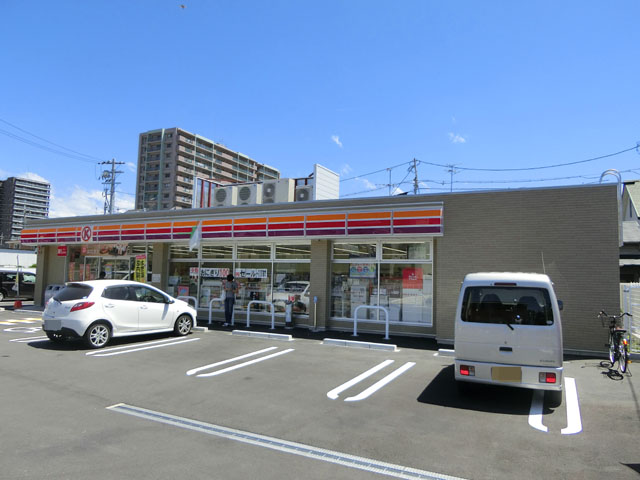 コンビニ　サークルK 八尾山城町店（コンビニ）まで151m