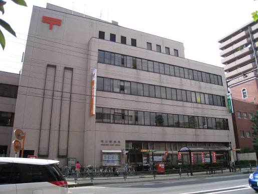 郵便局　荒川郵便局（郵便局）まで251m