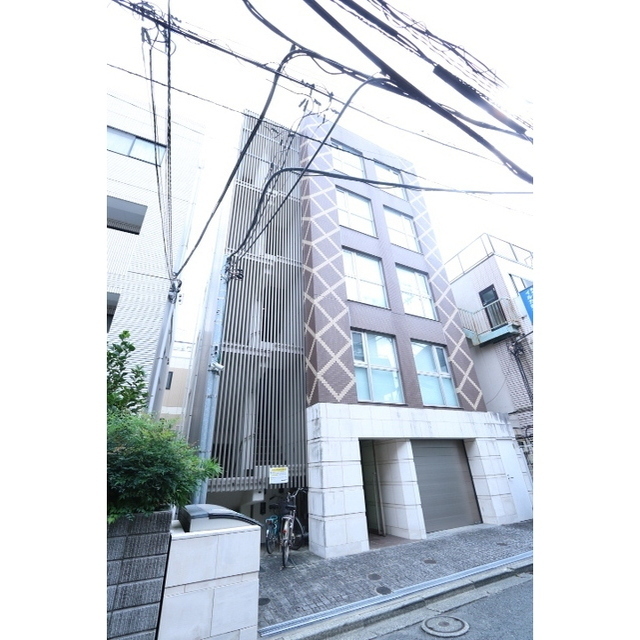建物外観　鉄筋コンクリート造のマンションタイプ！