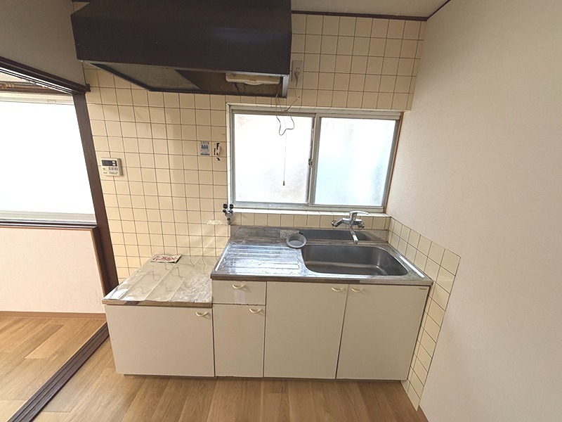 三井南町16-3貸家のキッチン写真