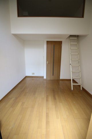 ナテュールD.Kの居間写真