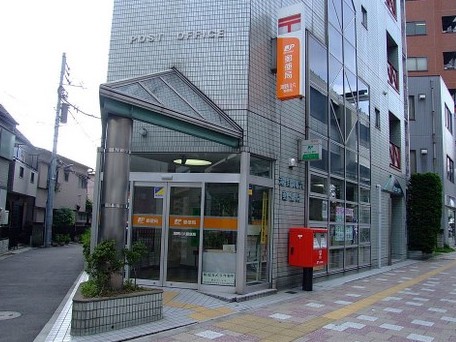 郵便局　滝野川六郵便局（郵便局）まで443m
