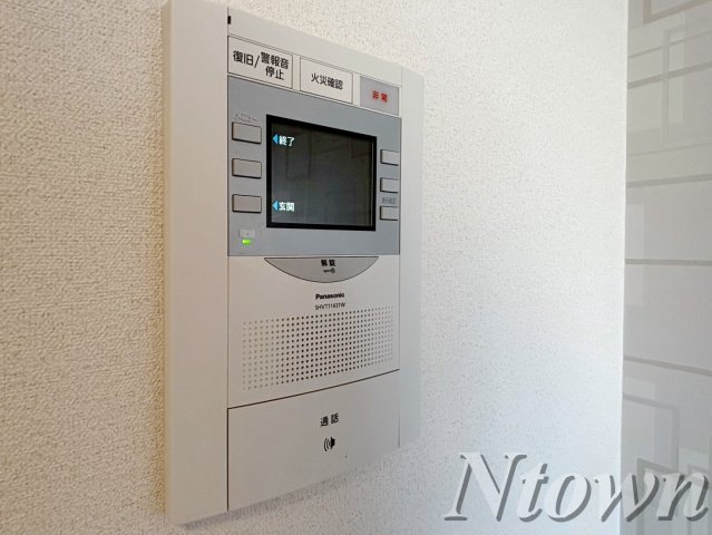 セキュリティ　モニター付きインターホンです