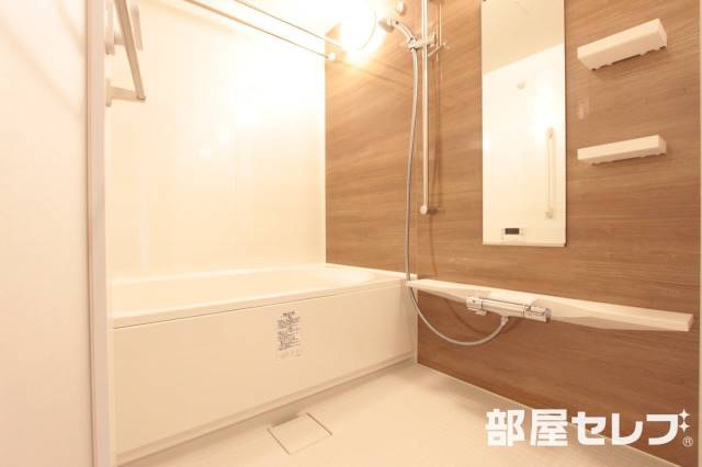 バス・シャワールーム　１日の疲れを癒やしてください