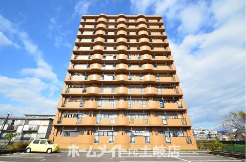 建物外観　外観写真（昼）