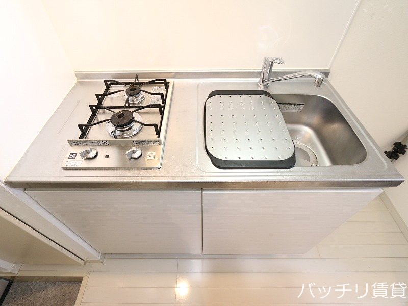 地下鉄名城線 志賀本通駅 徒歩12分 2階建 築8年のキッチン写真