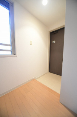 玄関　別部屋参考写真
