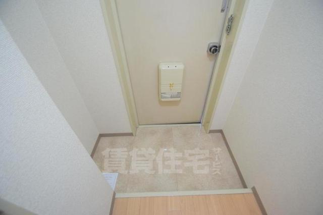 菅原大発マンションの玄関写真