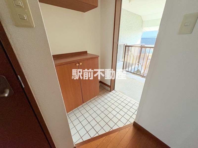 玄関　別部屋流用