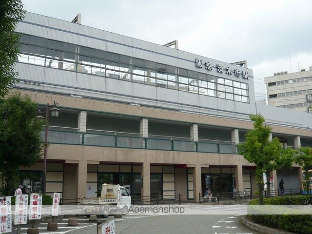 スーパー　フレスコ鮎川店（スーパー）まで339m