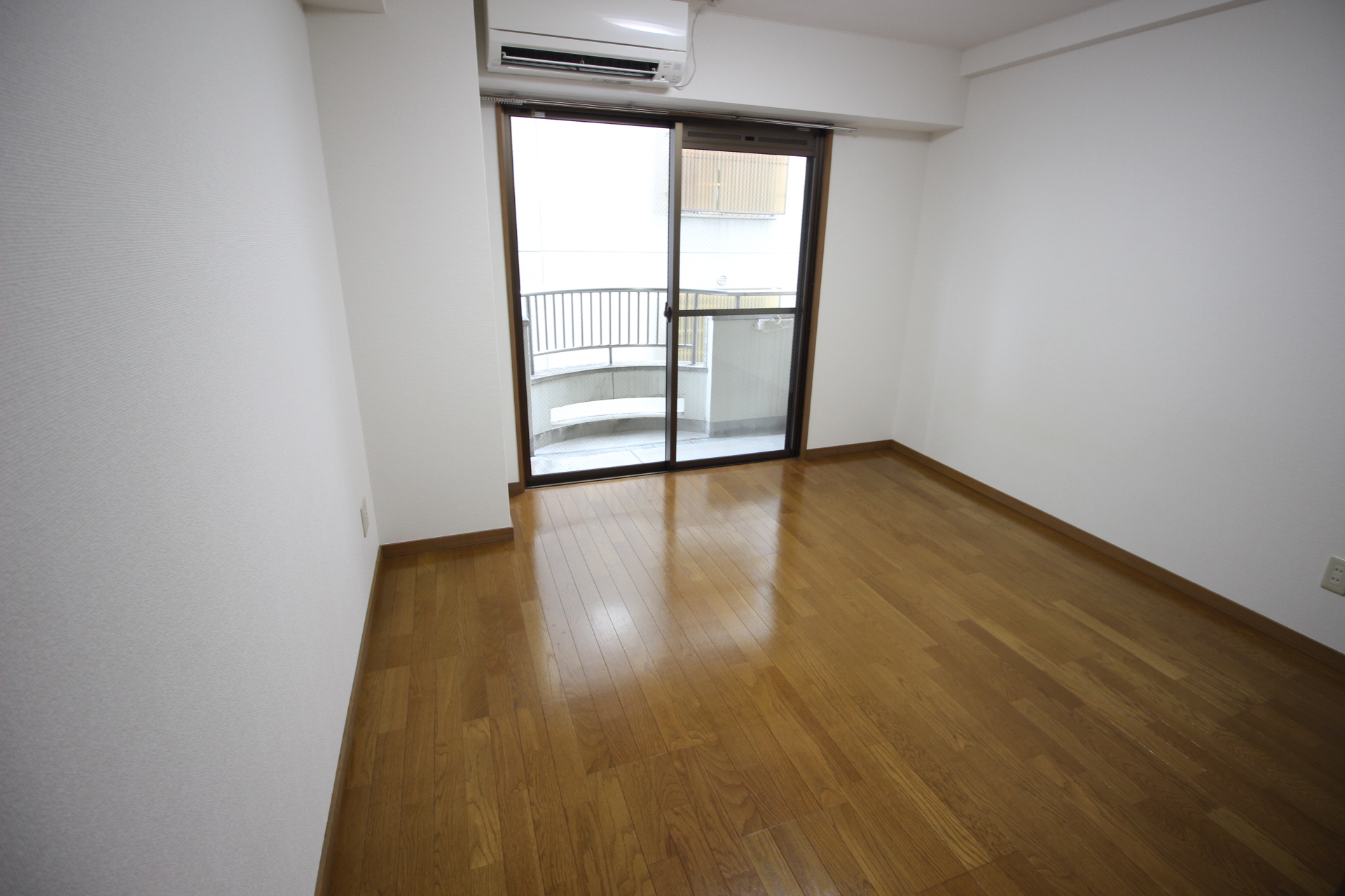 VILLA VERDY 3番館の内装写真