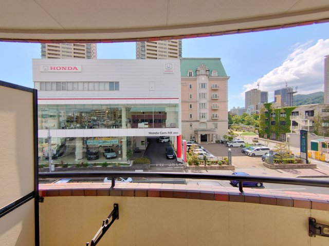 【宝塚市宮の町のマンションの眺望】