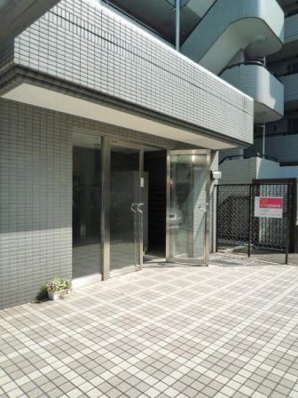 エントランス　建物入口