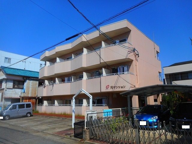 名古屋市中村区香取町のマンションの建物外観