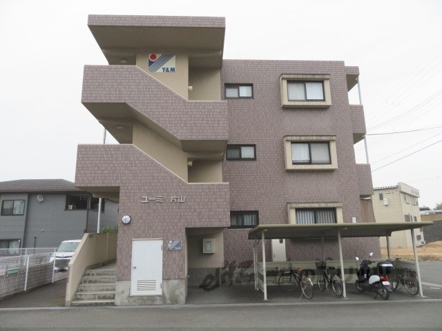 福知山市岩井新町のマンションの建物外観