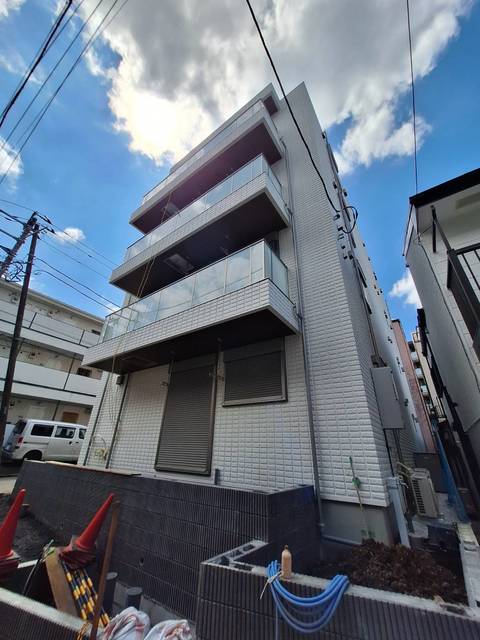 【横浜市西区戸部町のマンションの建物外観】