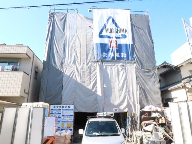 【奈良市南城戸町のマンションの建物外観】