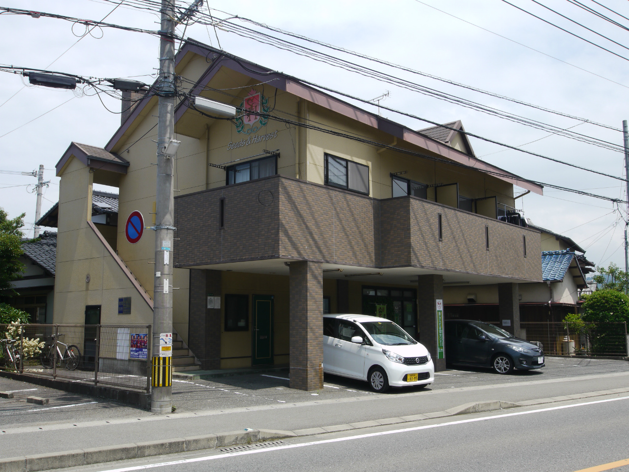 糟屋郡新宮町夜臼のアパートの建物外観