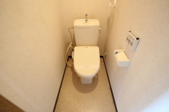 トイレ　※別部屋の写真です