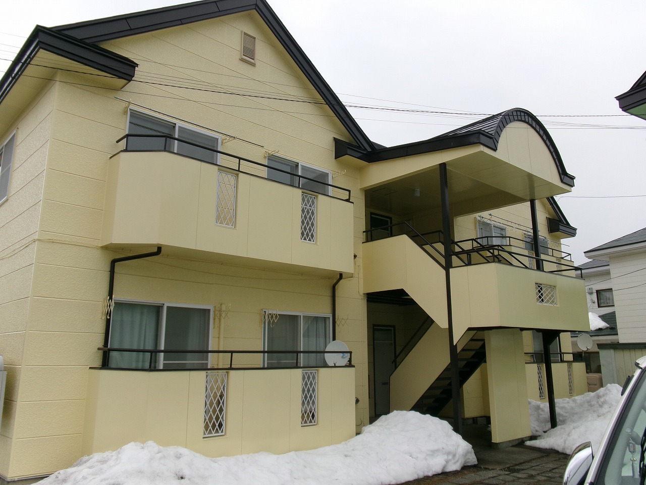 カーサ木崎野IIIの建物外観