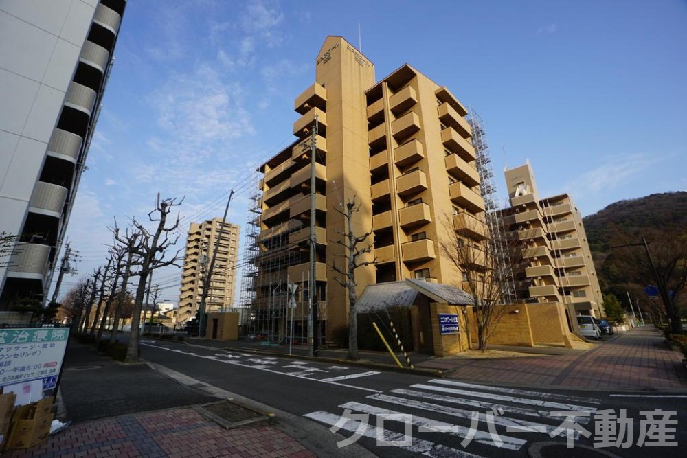 綾歌郡宇多津町浜六番丁のマンションの建物外観