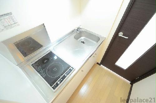 キッチン　備品や設備仕様は号室等により異なります現地をご確認下さい。