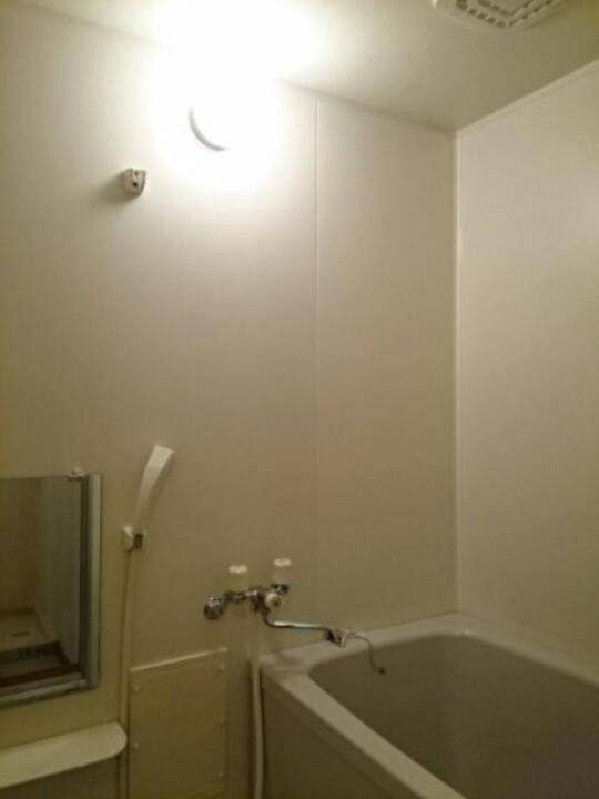 バス・シャワールーム　浴室