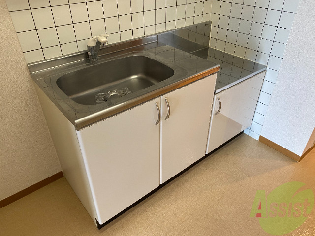 キッチン　こちらはキッチンです。料理するのが楽しみですね。