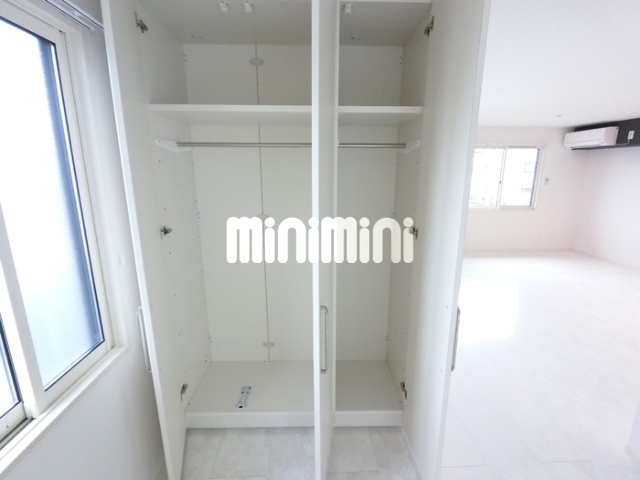 収納　収納力豊富。ご家族分収納できます。