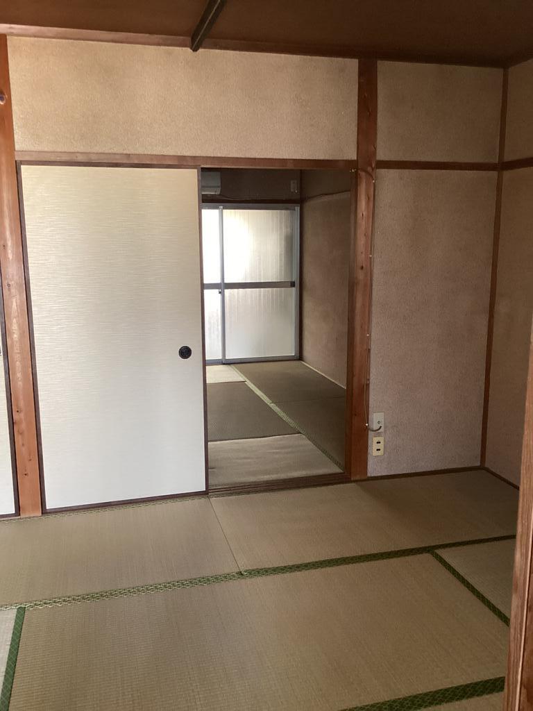 御陵ハイツの居間写真
