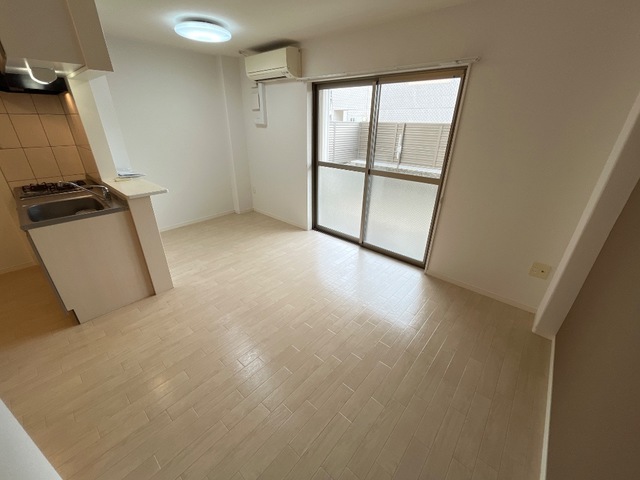 居室・リビング　リビング