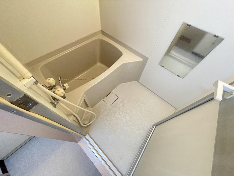 バス・シャワールーム　浴室