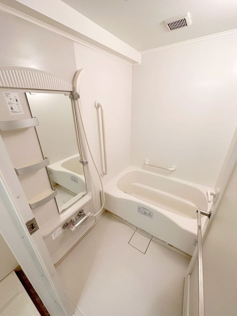 バス・シャワールーム　バス