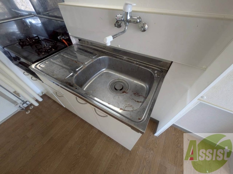 洗面設備　洗面台はありませんがこちらで洗顔などができます。