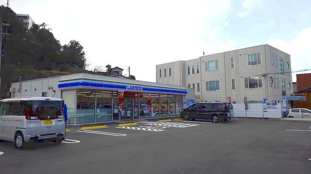 コンビニ　ローソン（コンビニ）まで350m